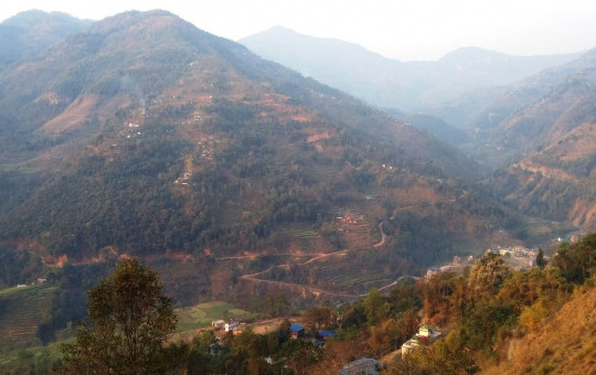 बसाइँसराइले रित्तिँदै जैमिनीका गाउँ